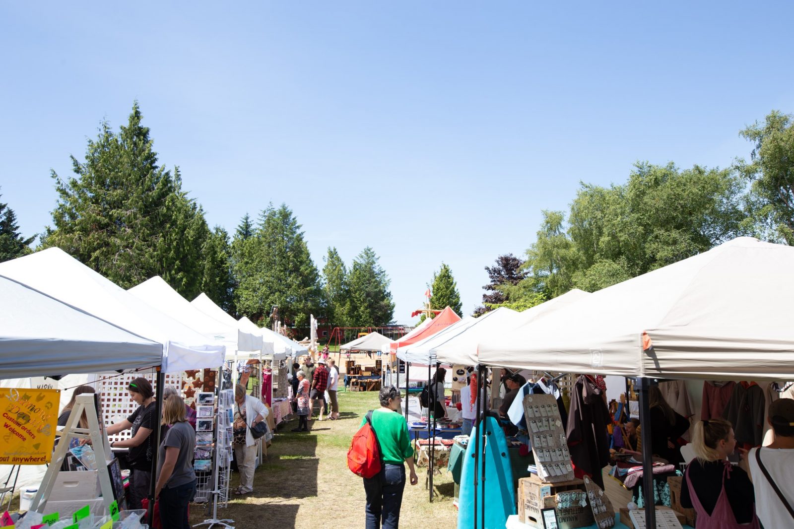 Tofino Public Market - Tourism Ucluelet